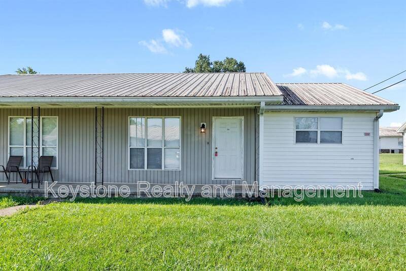 Apartment for rent at 306 Thompsonville Lane #907, Oak Grove, KY 42262