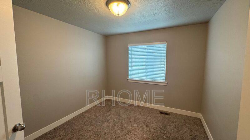 Townhouse for rent at 3607 E Sapphire Creek, Eagle Mountain, UT 84005