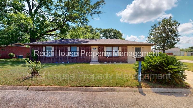 600 Howell St, Enterprise, AL 36330
