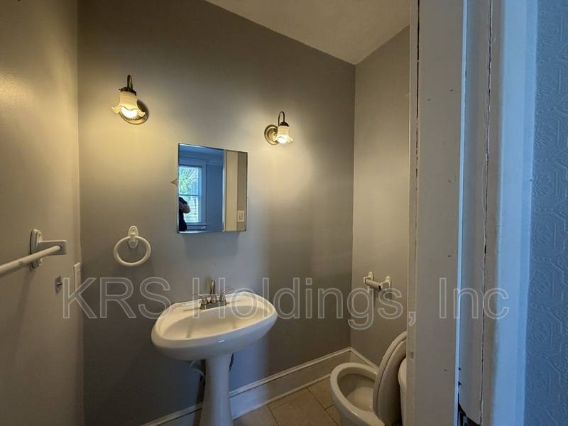 House for rent at 1110 Park Ave, Chesapeake, VA 23324