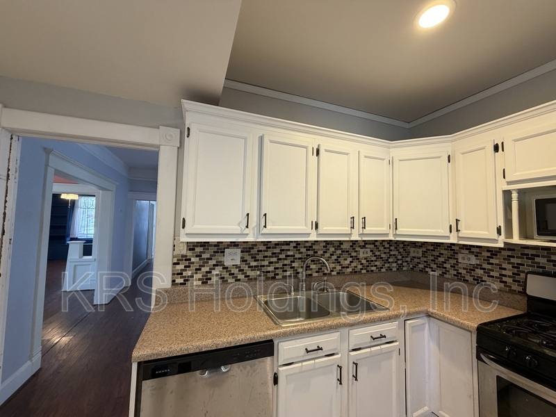 House for rent at 1110 Park Ave, Chesapeake, VA 23324