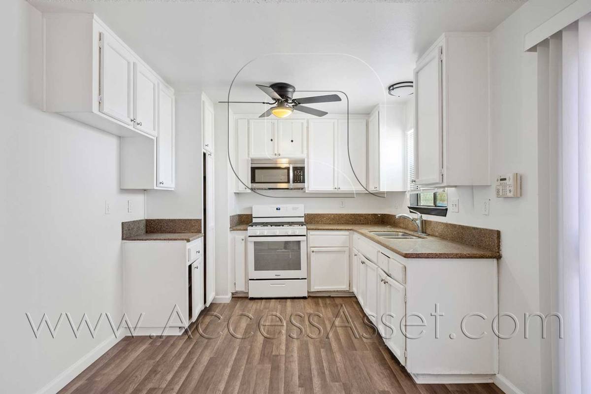 House for rent at 14710 Mesa St, Hesperia, CA 92345