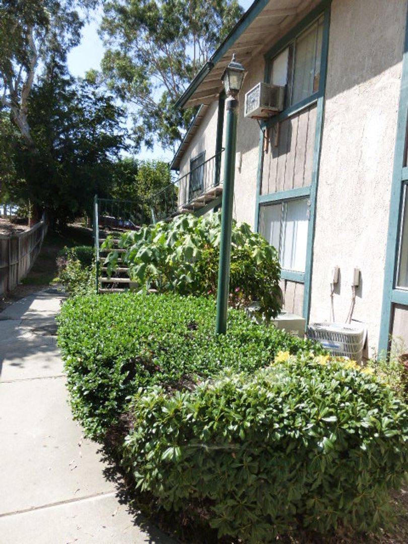 Apartment for rent at 350-352 S Monte Vista St, La Habra, CA 90631
