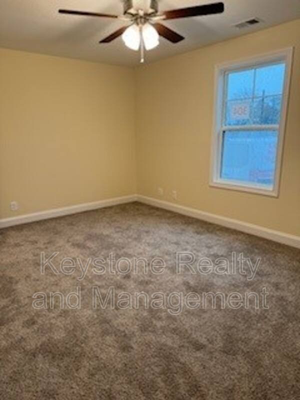 House for rent at 304 Jennifer St #40, Oak Grove, KY 42262