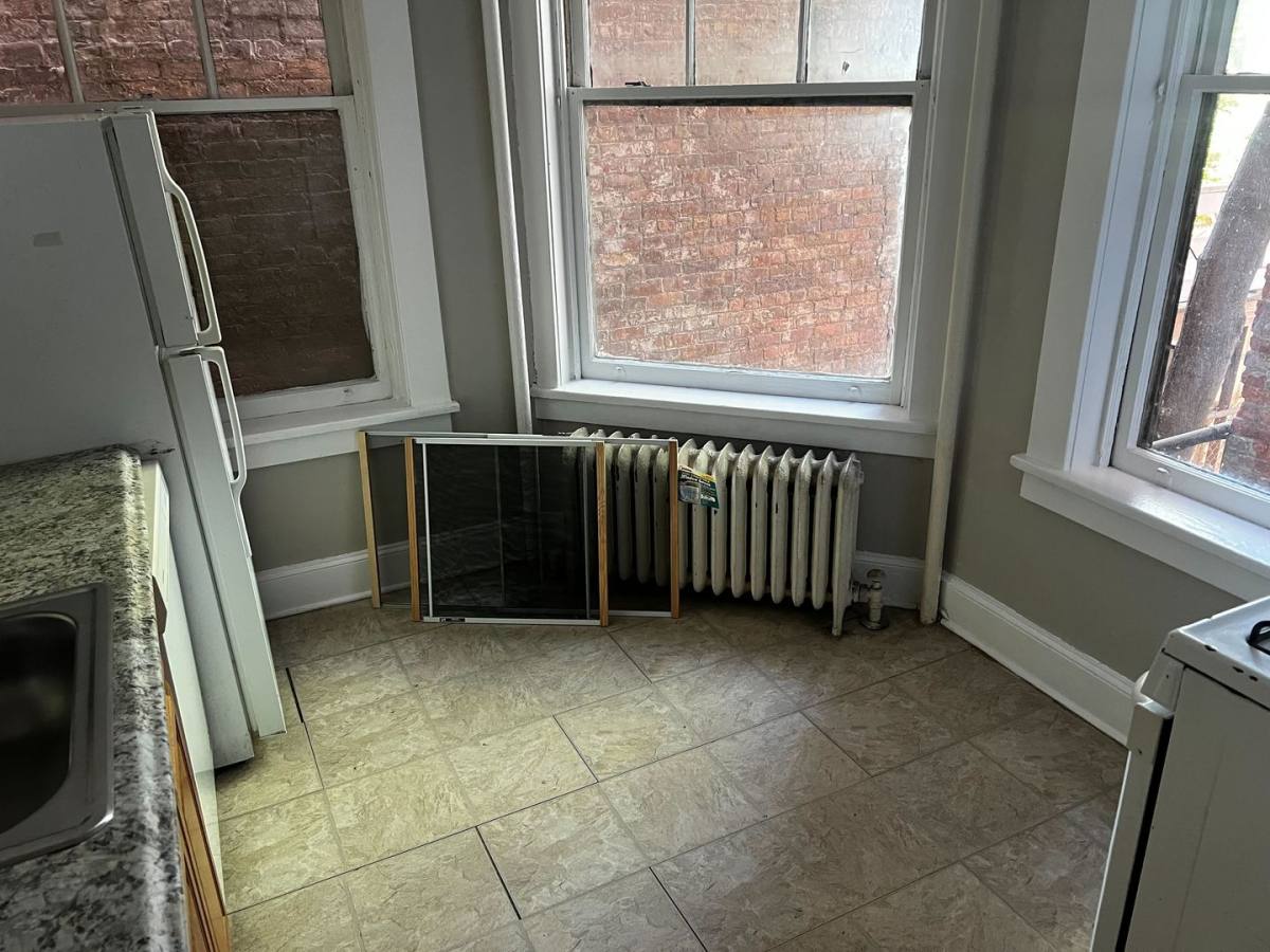 Apartment for rent at 176 Chestnut St, Albany, NY 12210