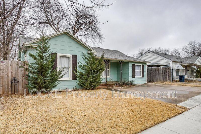 House for rent at 3024 8th Ave, Fort Worth, TX 76110