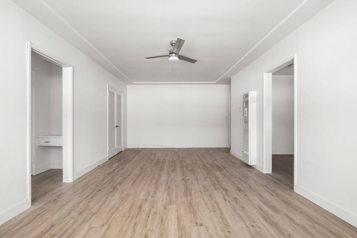 Apartment for rent at 112 N Normandie Ave, Los Angeles, CA 90004