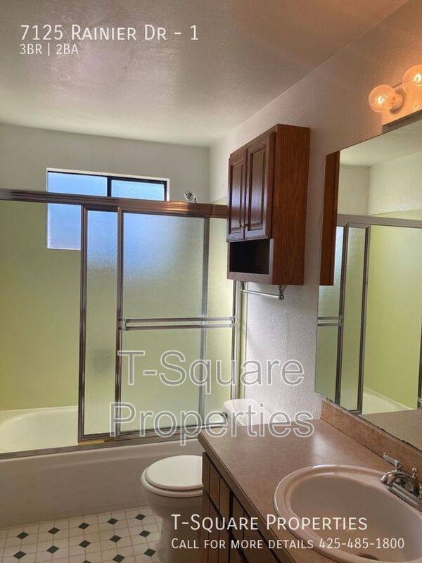 Apartment for rent at 7125 Rainier Dr #1, Everett, WA 98203