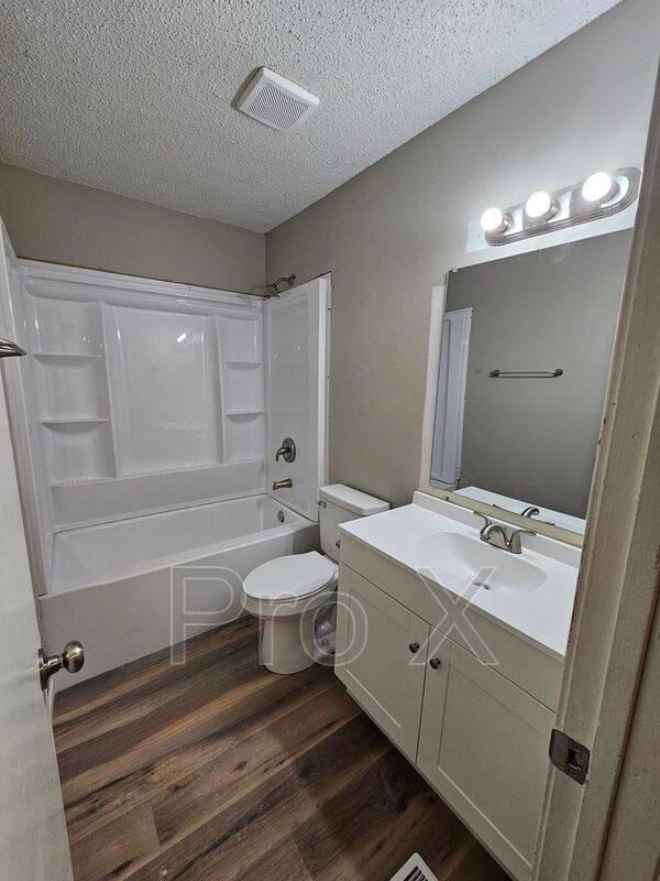 Townhouse for rent at 502 N Betty Jo Dr, Fayetteville, AR 72701