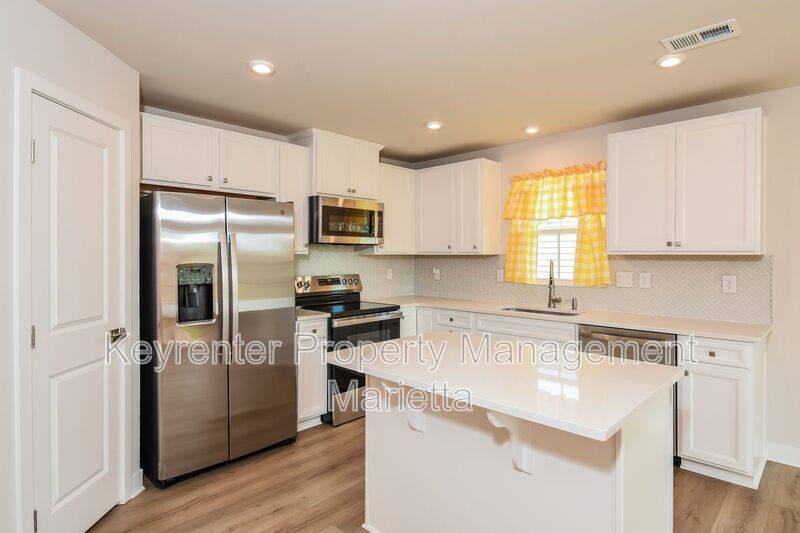 Apartment for rent at 185 Oakleigh Dr, Calhoun, GA 30701