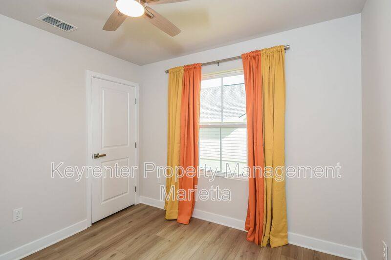 Apartment for rent at 185 Oakleigh Dr, Calhoun, GA 30701