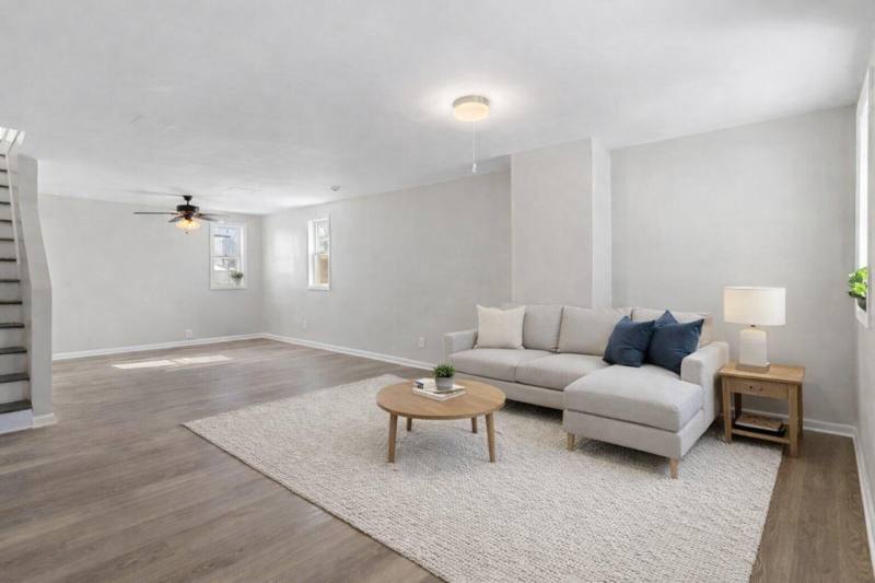 House for rent at 415 Wood St, Burlington, NJ 08016