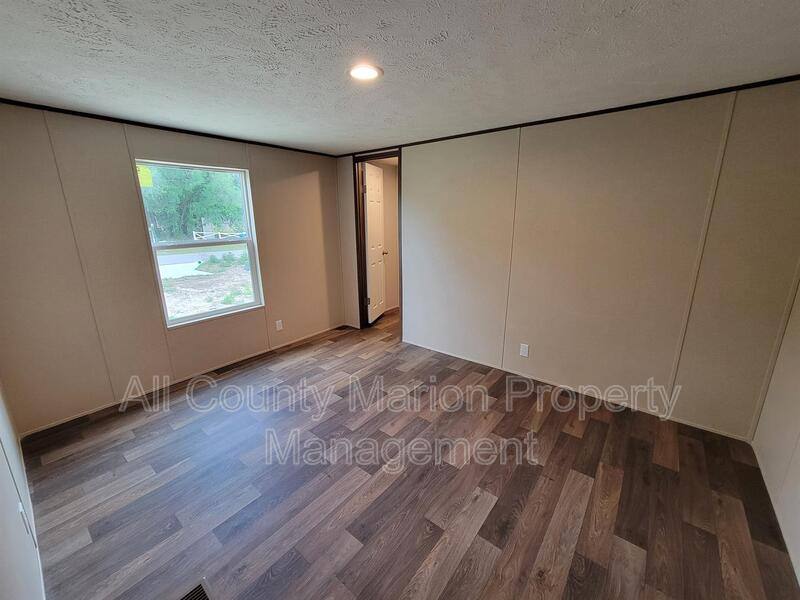 House for rent at 11392 NW 16th Place, Ocala, FL 34482