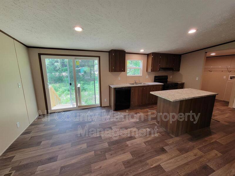 House for rent at 11392 NW 16th Place, Ocala, FL 34482