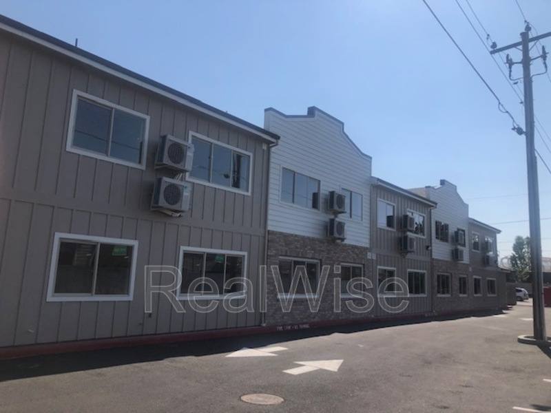 Apartment for rent at 1935 Table Rock Rd #12, Medford, OR 97501