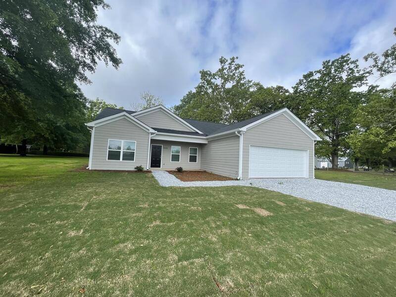House for rent at 5099 Mars Hill Rd, Bogart, GA 30622