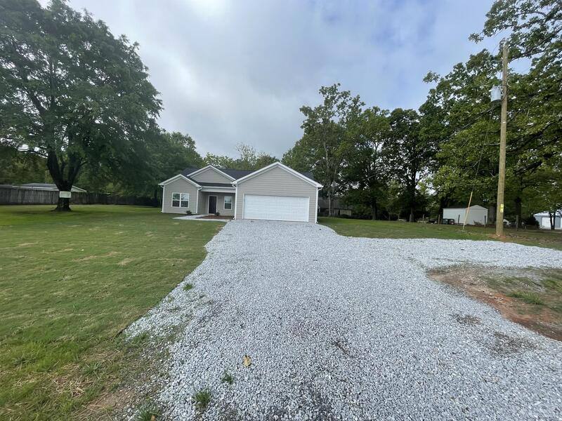 House for rent at 5099 Mars Hill Rd, Bogart, GA 30622