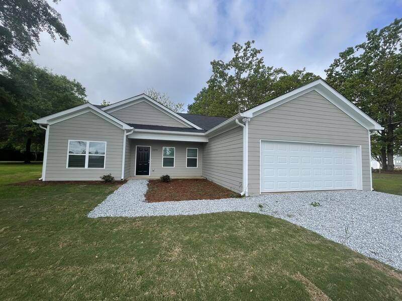 House for rent at 5099 Mars Hill Rd, Bogart, GA 30622