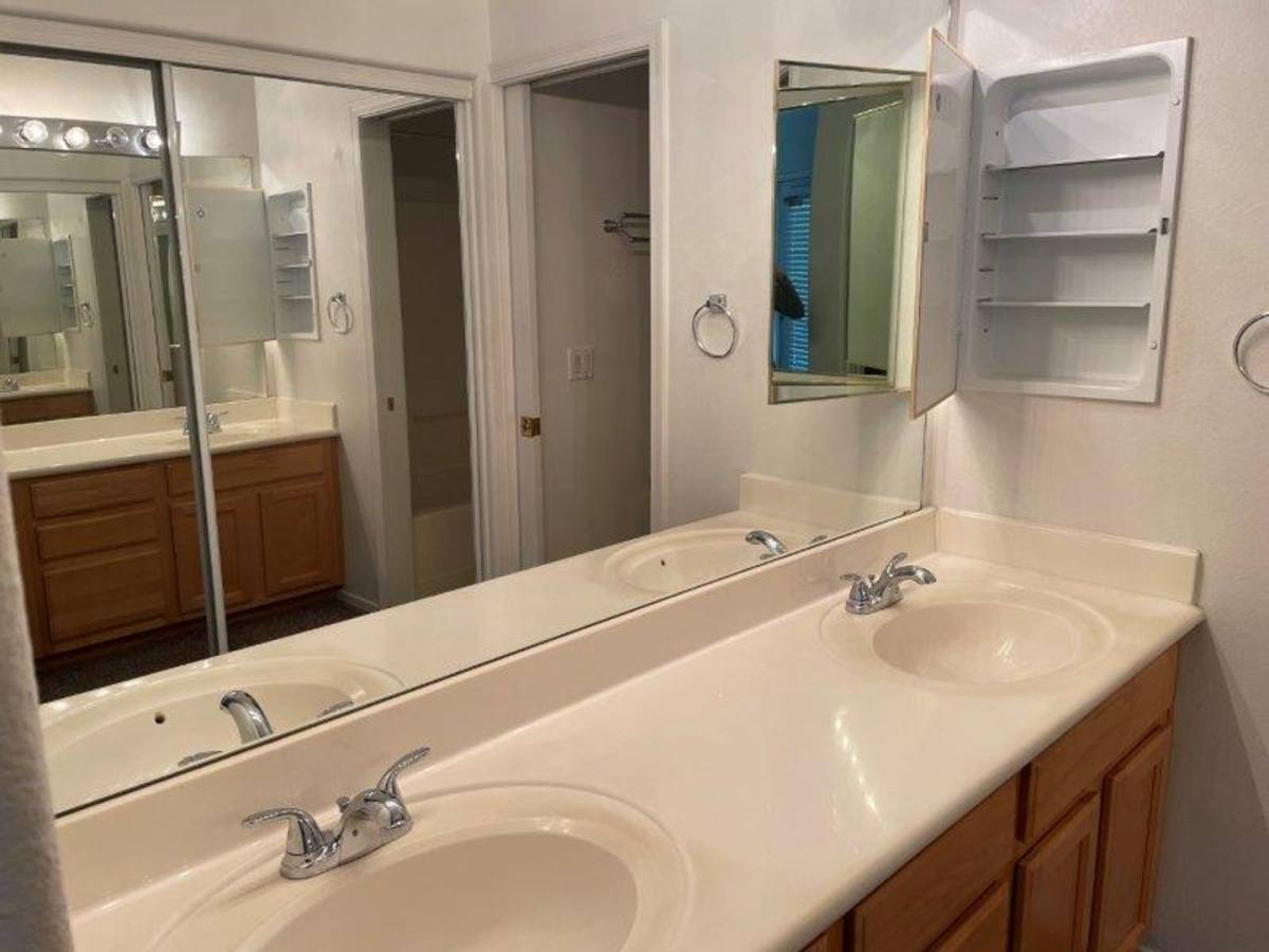 Condo for rent at 7021 E Earll Dr, Scottsdale, AZ 85251