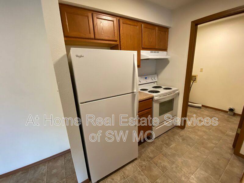Apartment for rent at 739 E Bain, Ozark, MO 65721