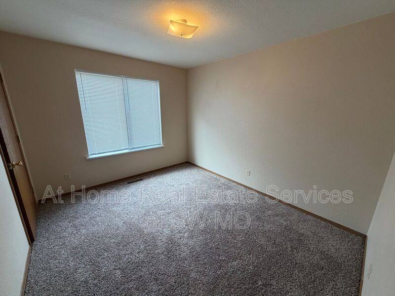 Apartment for rent at 739 E Bain, Ozark, MO 65721