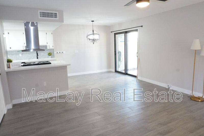 Townhouse for rent at 5002 E Hazel Dr #2, Phoenix, AZ 85044