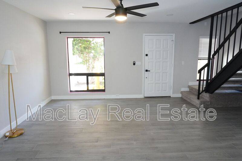 Townhouse for rent at 5002 E Hazel Dr #2, Phoenix, AZ 85044