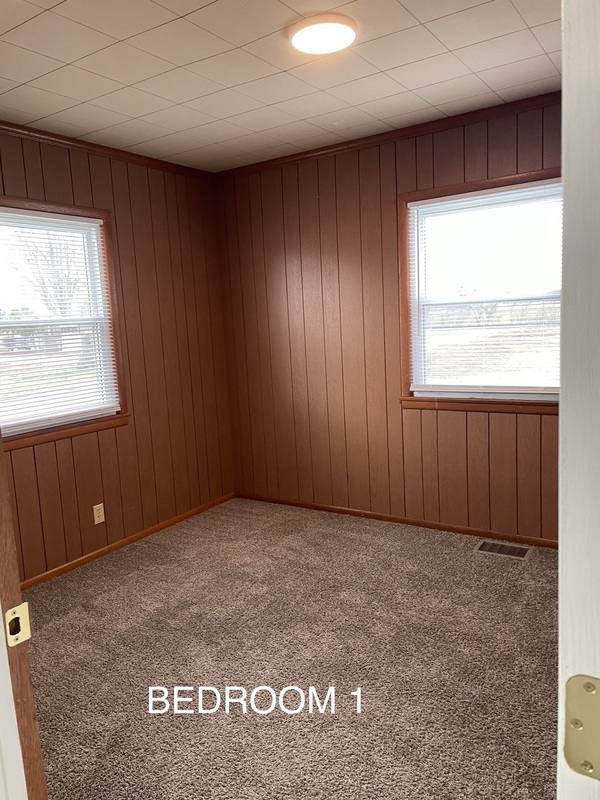 House for rent at 220 Willow St, Anderson, IN 46012