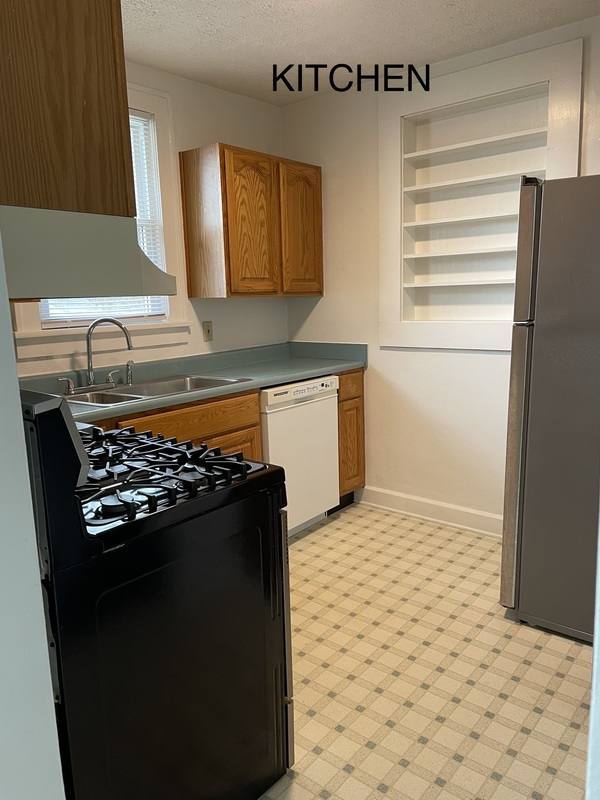 House for rent at 220 Willow St, Anderson, IN 46012