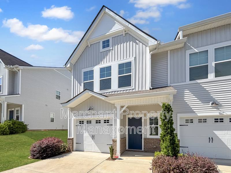 Townhouse for rent at 21 Jaycee Court, Greenville, SC 29607