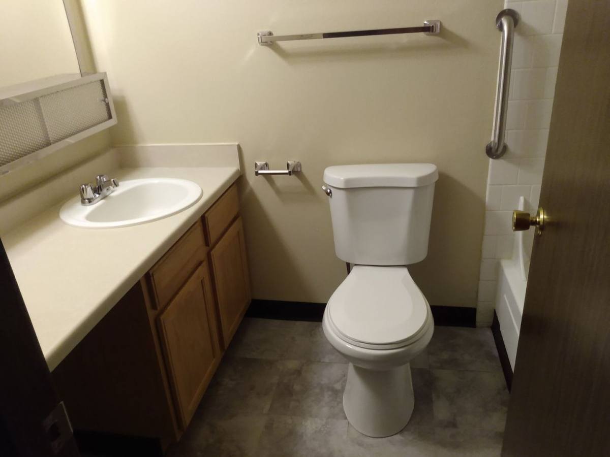 House for rent at 1920 Arthur St #15, Klamath Falls, OR 97603