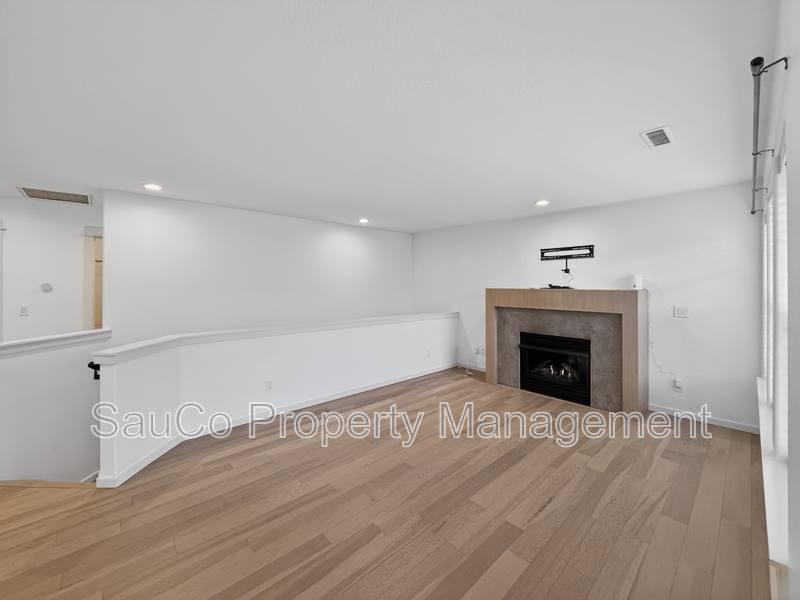 Condo for rent at 7399 NE Stonewater St, Hillsboro, OR 97124