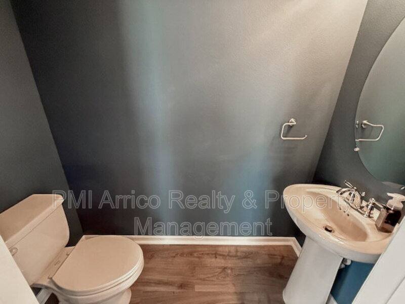 Townhouse for rent at 6334 Fairmont Lane, Palmetto, FL 34221