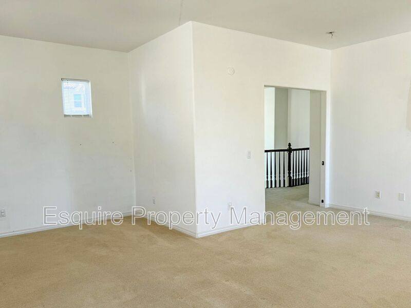 House for rent at 13735 Blue Ridge Way, Moorpark, CA 93021