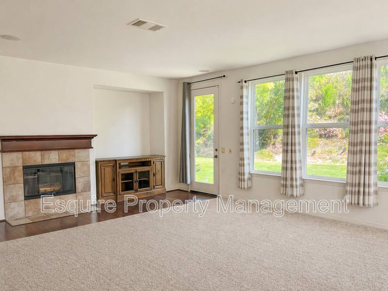 House for rent at 13735 Blue Ridge Way, Moorpark, CA 93021