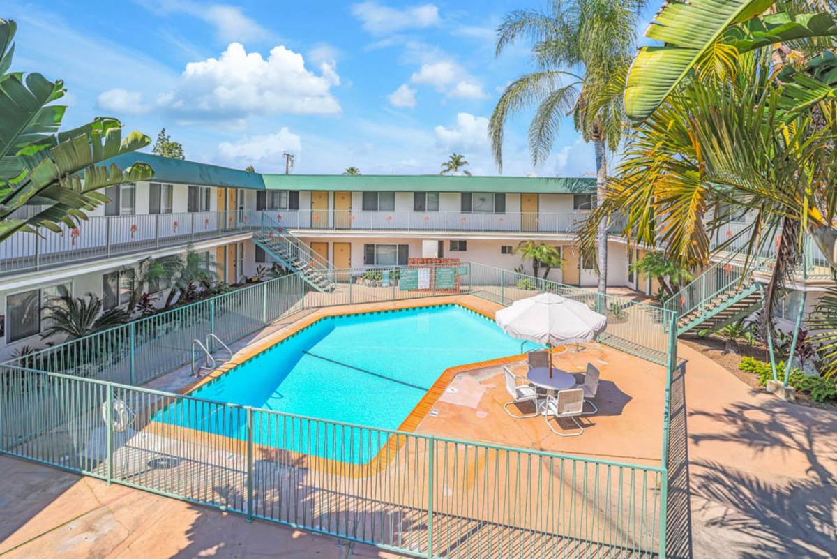 Apartment for rent at 11635 - 11649 Downey Ave, Downey, CA 90241