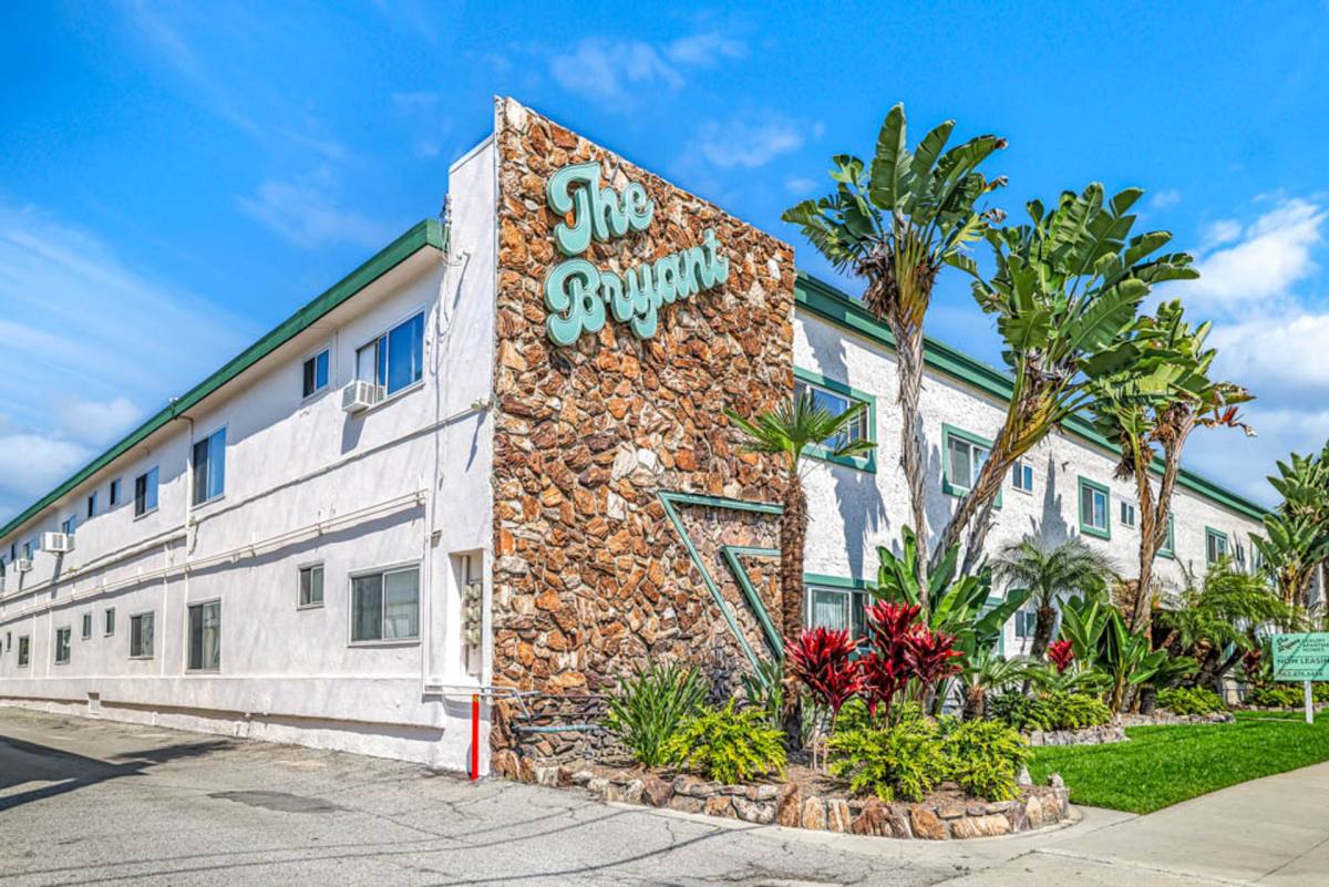 Apartment for rent at 11635 - 11649 Downey Ave, Downey, CA 90241