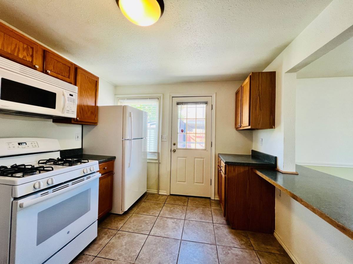 Apartment for rent at 3003 S Fox St, Englewood, CO 80110