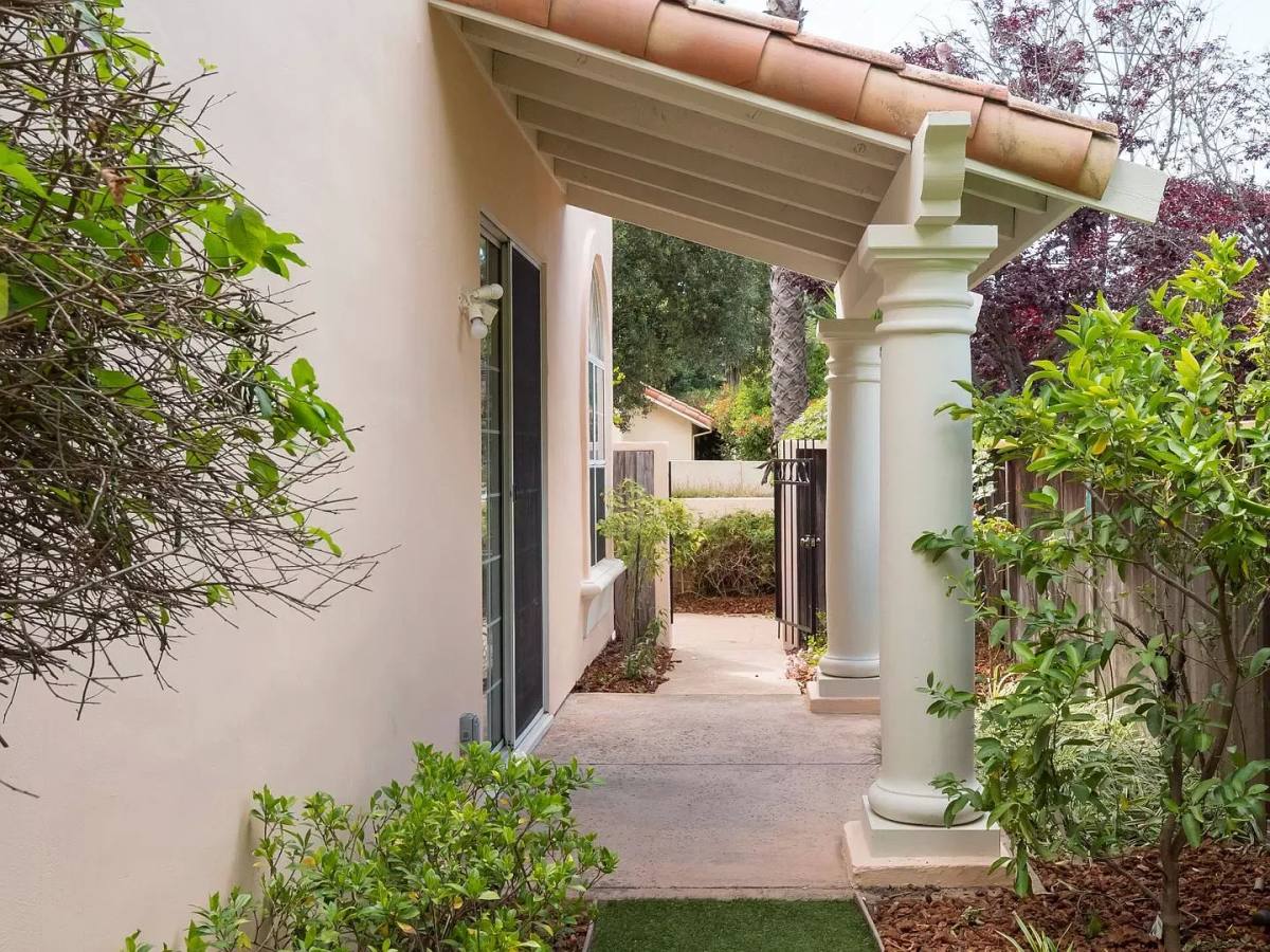 House for rent at 1299 Cuernavaca Circulo, Mountain View, CA 94040