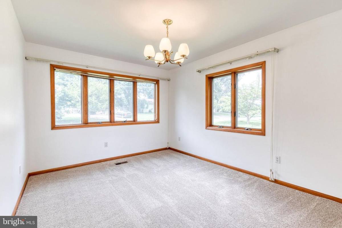 House for rent at 18 Byway Rd, Owings Mills, MD 21117