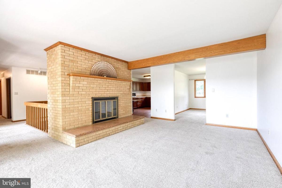 House for rent at 18 Byway Rd, Owings Mills, MD 21117