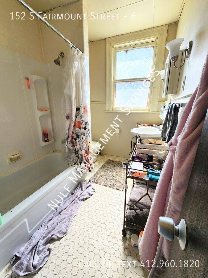 Apartment for rent at 152 S Fairmount St #6, Pittsburgh, PA 15206