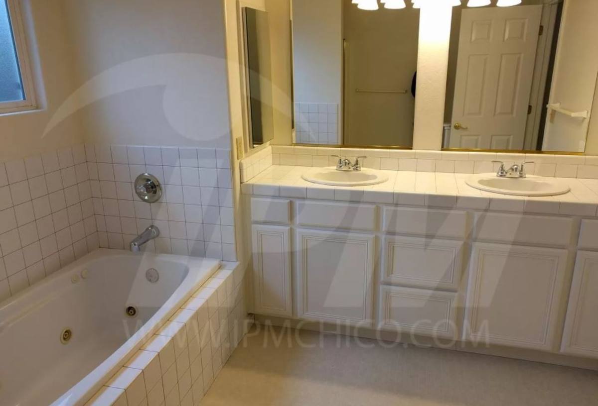 House for rent at 143 W 3rd Ave, Chico, CA 95926