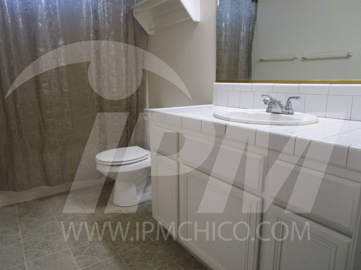 House for rent at 143 W 3rd Ave, Chico, CA 95926