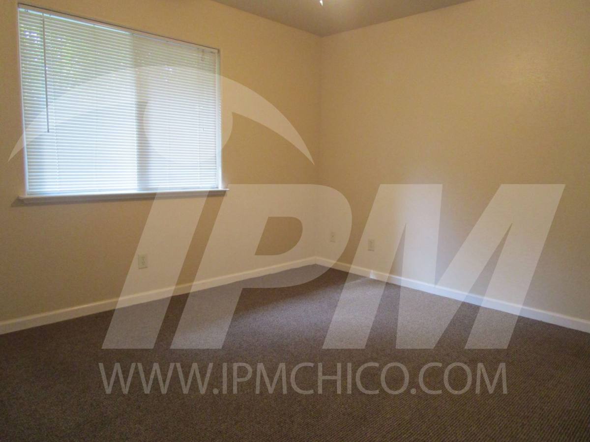 House for rent at 143 W 3rd Ave, Chico, CA 95926