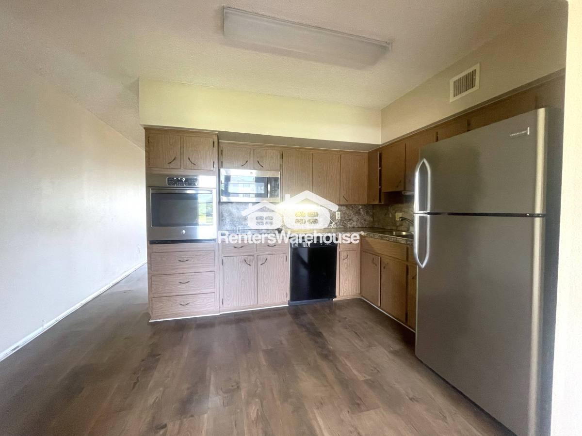 Condo for rent at 2402 Ecuadorian Way #28, Clearwater, FL 33763