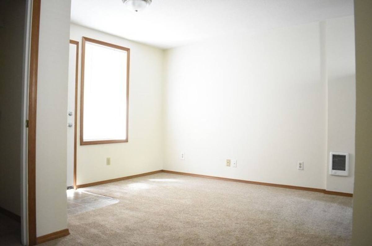 Apartment for rent at 412 SE 133rd Ave, Portland, OR 97233