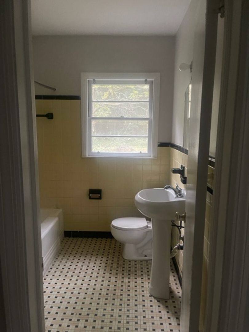 House for rent at 1312 Colquitt Ave, Albany, GA 31707