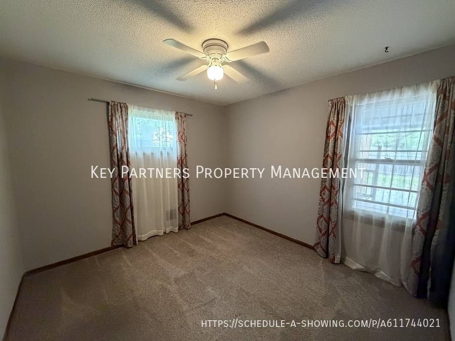 House for rent at 821 S Edgemere Dr #CLOSE To Everything, Olathe, KS 66061