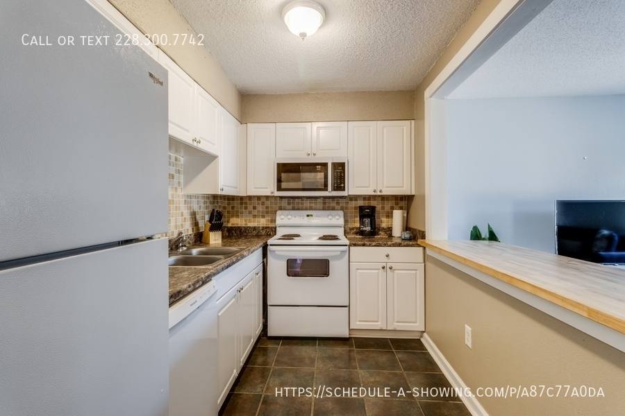 Townhouse for rent at 245 Mc Donnell Ave #1C221, Biloxi, MS 39531